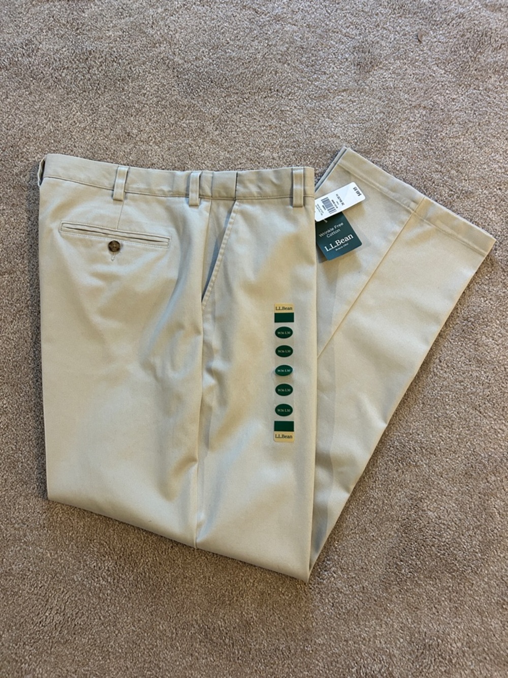 L.L. Bean Men’s Flat-Front wrinkle Free Chinos in Khaki Tan W36 L30 NEW w/tags